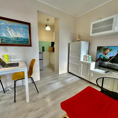 Super Gold Centrum 2x Metro Wifi 600 Mb/s Netflix Hbo Appletv Apartamento